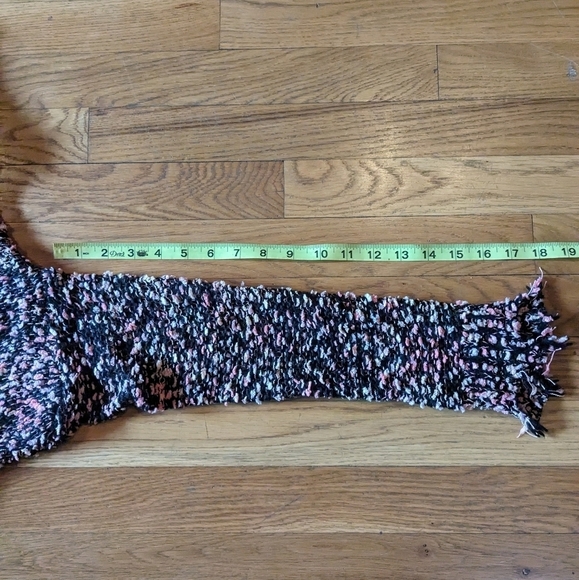 Made with Love by FCT Medium Medium Multicolor Cropped Knit Raw Edge Sweater - Picture 8 of 9